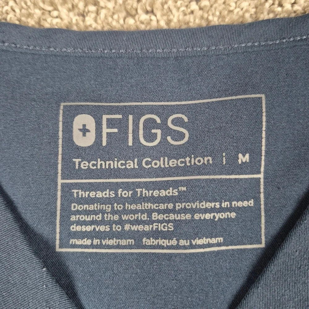 FIGS Leon Scrub Top Mens M Dark Blue V-Neck Short Sleeve FM1500 Medical Nurse